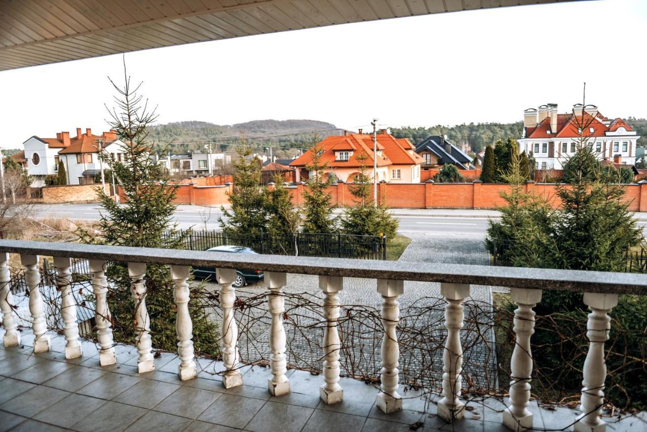 Villa Kmeller Briuhovîci Exterior foto